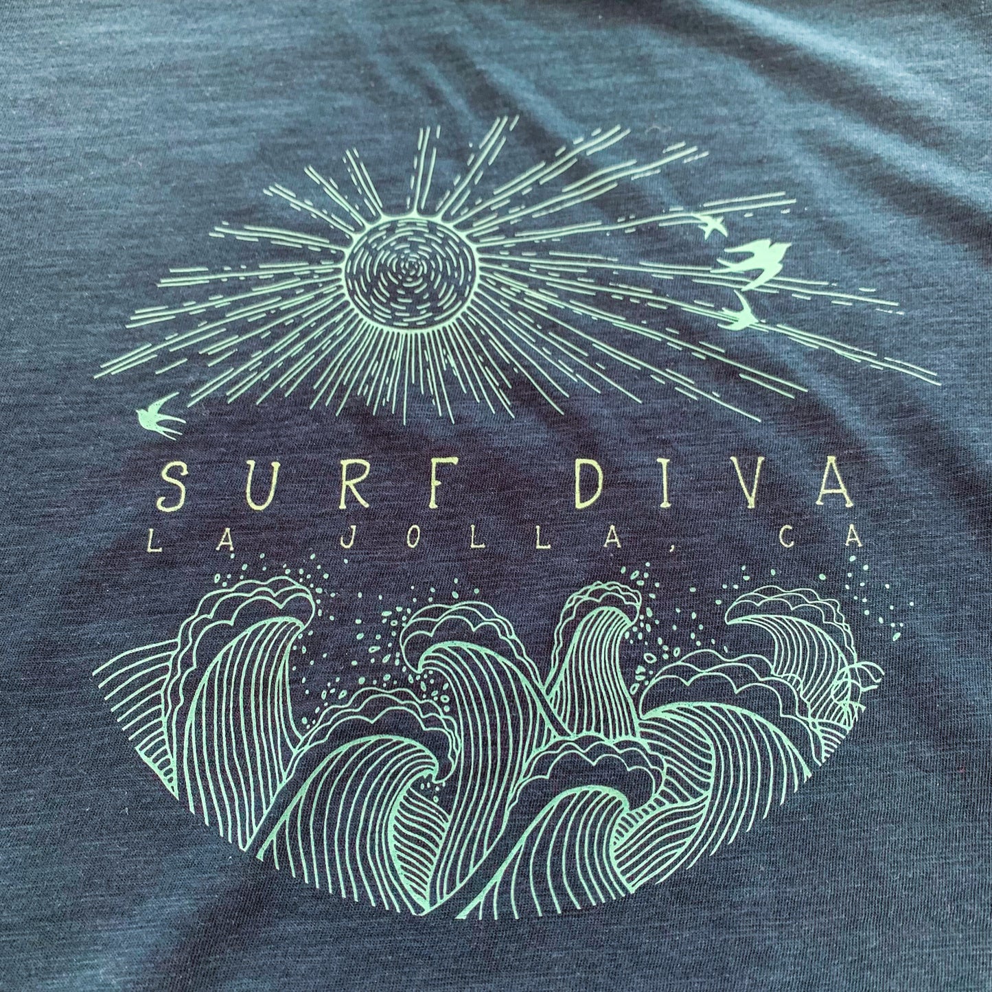 Surf Diva Ocean Spray - T-SHIRT navy
