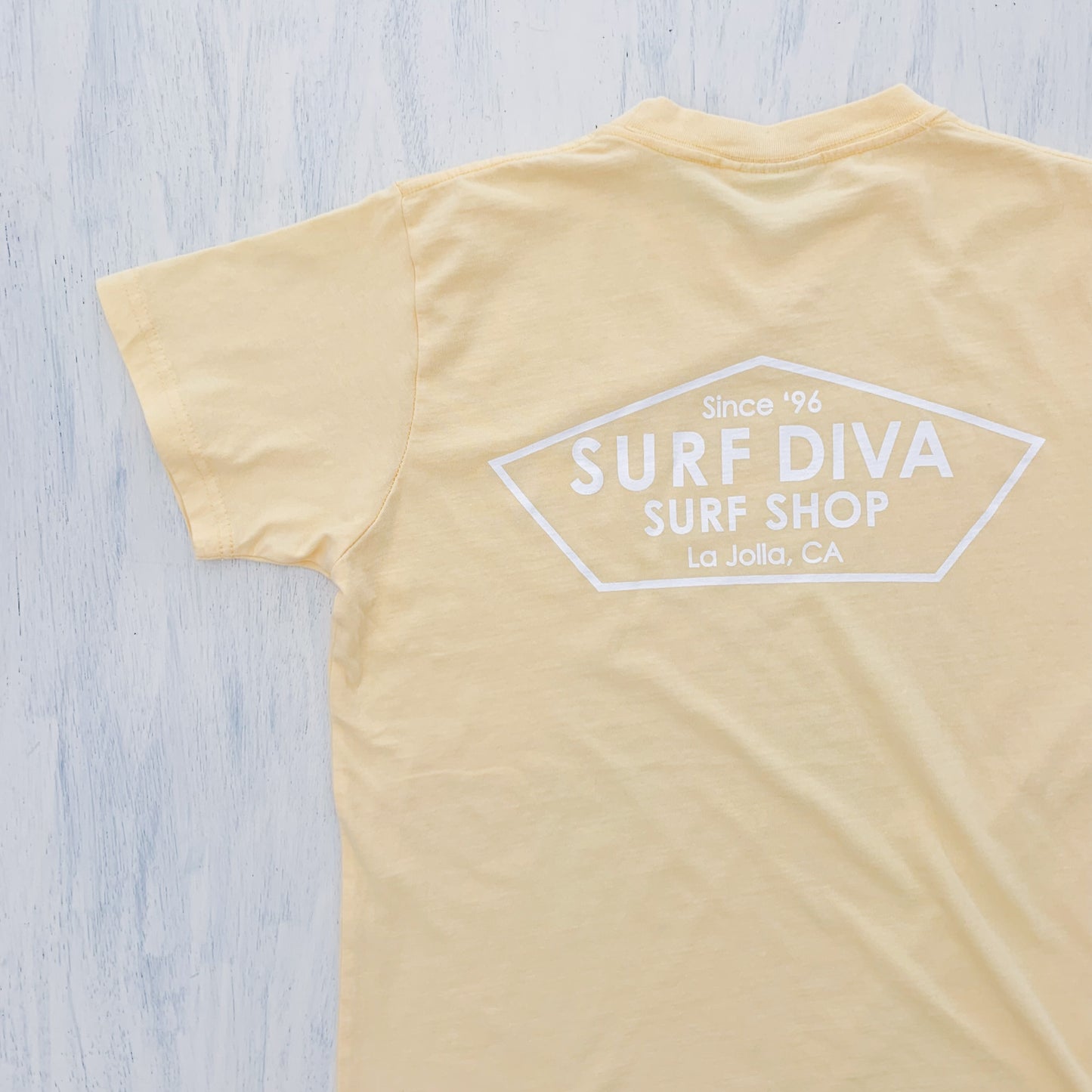 T-SHIRT with SURF DIVA SURF SHOP (banana yellow)