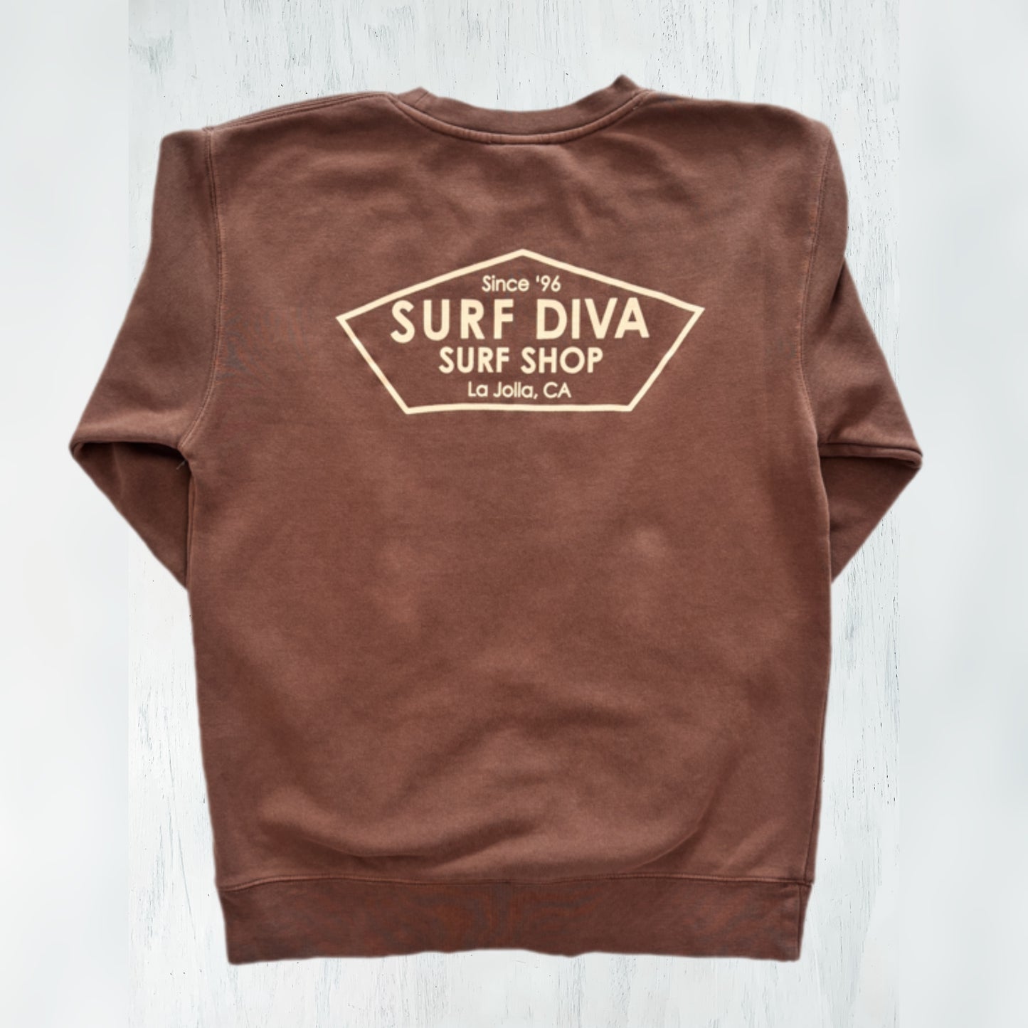 CREWNECK SWEATSHIRT with SURF DIVA SURF SHOP (clay brown)