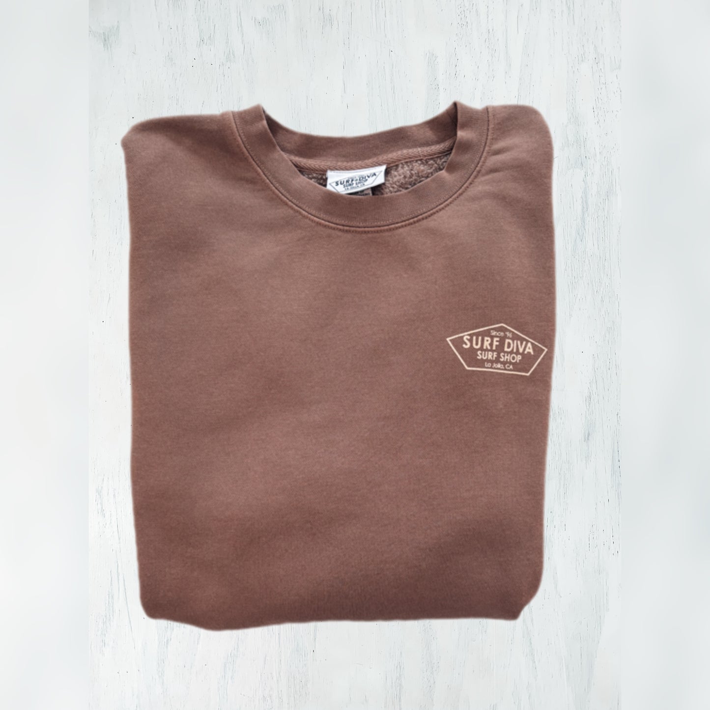 CREWNECK SWEATSHIRT with SURF DIVA SURF SHOP (clay brown)